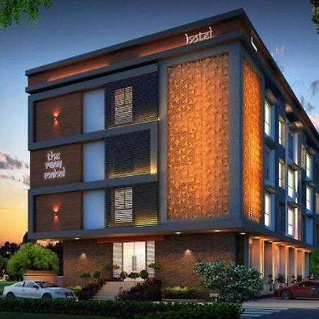 Raas Mahal-Hotel In Jaipur Near Tourist Places Экстерьер фото