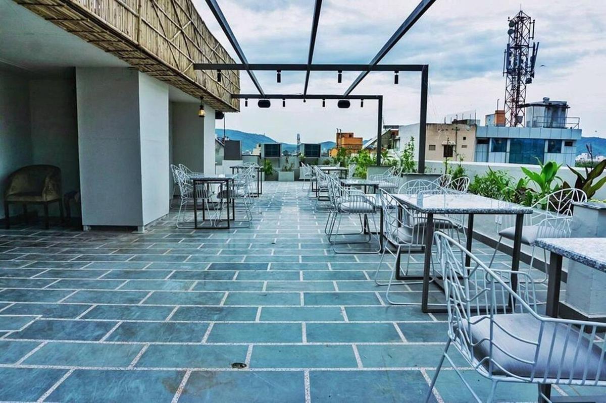 Raas Mahal-Hotel In Jaipur Near Tourist Places Экстерьер фото