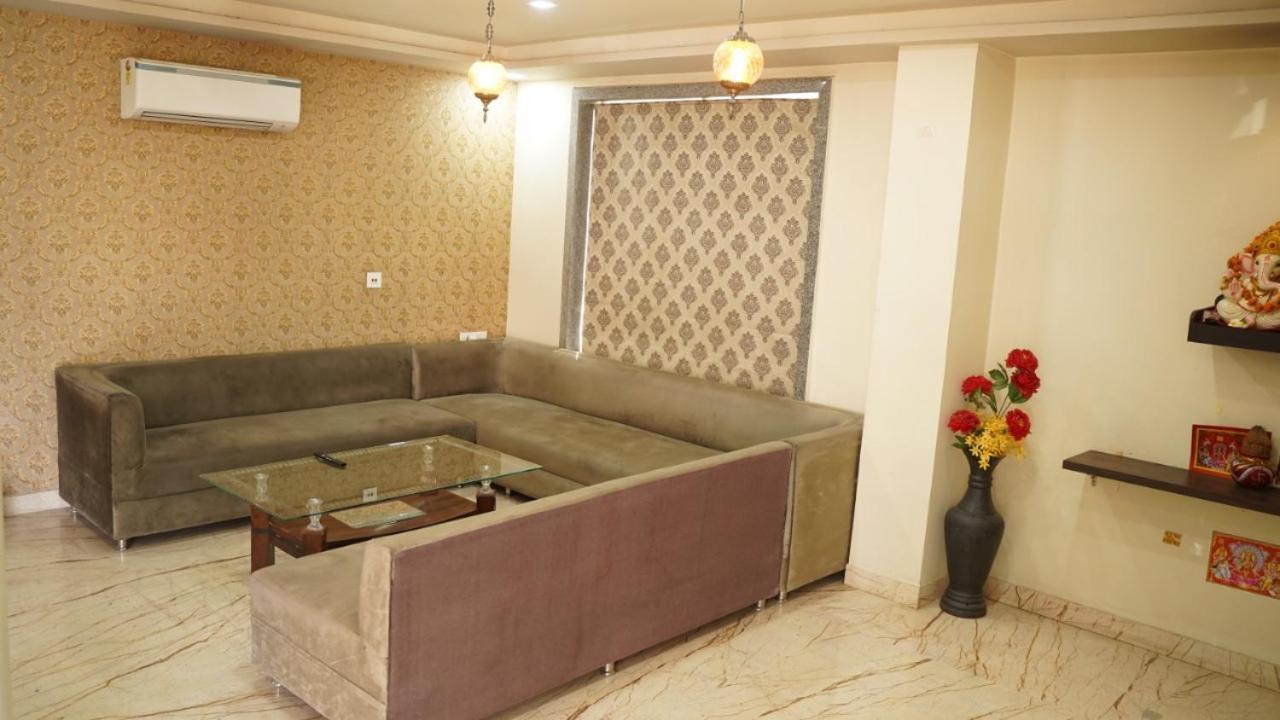 Raas Mahal-Hotel In Jaipur Near Tourist Places Экстерьер фото